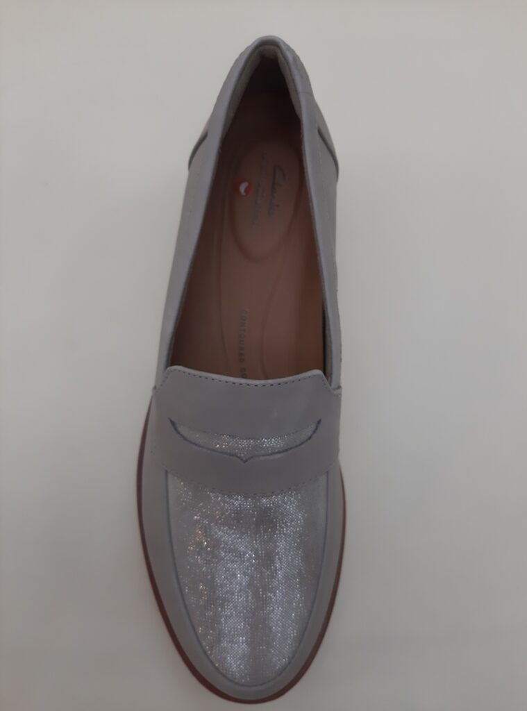 Shaylin Step mocassino con zeppa clarks donna