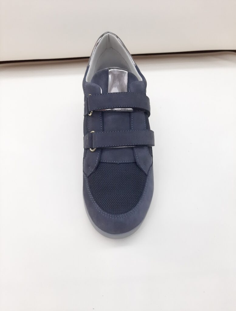 SCARPA SPORTIVA CON CHIUSURA A 2 STRAPPI E ZEPPA EBONY STONEFLY DONNNA