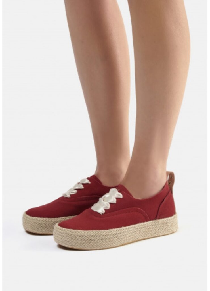 SNEAKER CON CORDA RENEE APEPAZZA