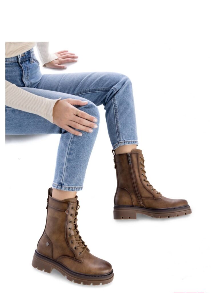 STIVALETTI ANFIBI ALLACCIATI E CON ZIP LATERALE REFRESH DONNA